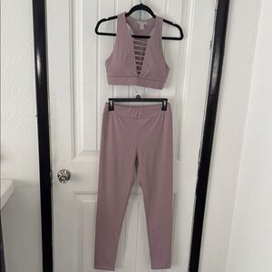 Forever 21 Dusty Mauve Strappy Sports Bra & High-Rise Leggings Set